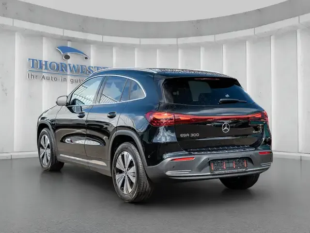 Mercedes-Benz EQA 300