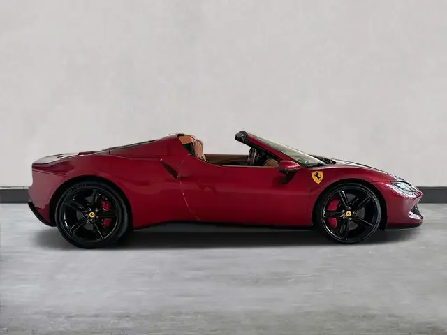 Ferrari 296 GTS