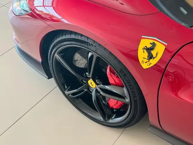 Ferrari 296 GTS