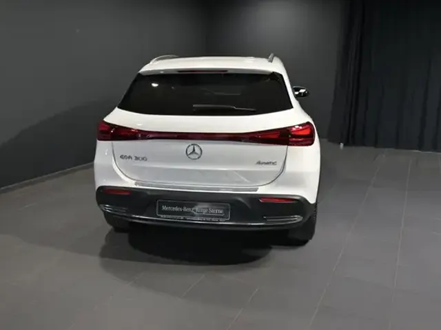 Mercedes-Benz EQA 300