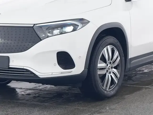 Mercedes-Benz EQA 300