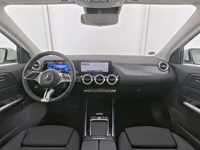 Mercedes-Benz EQA 300