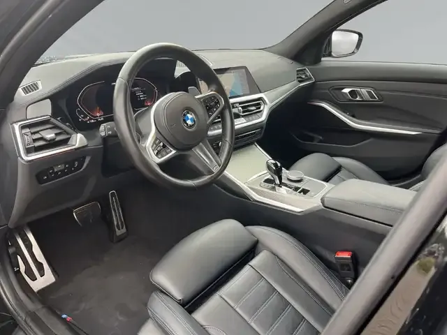 BMW 340