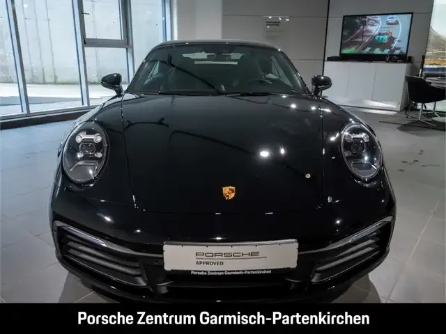 Porsche 992