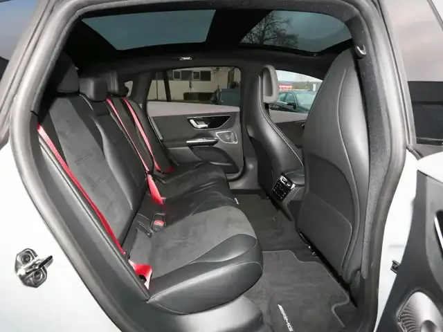 Mercedes-Benz EQE 43