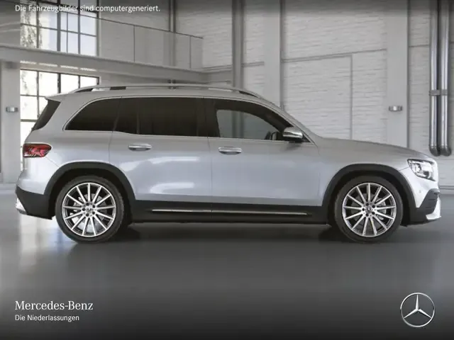 Mercedes-Benz GLB 220