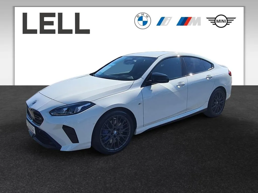 BMW 235