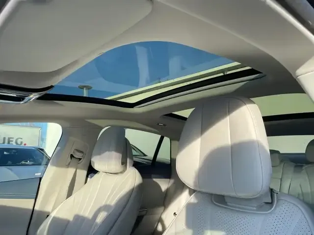 Mercedes-Benz EQE 350