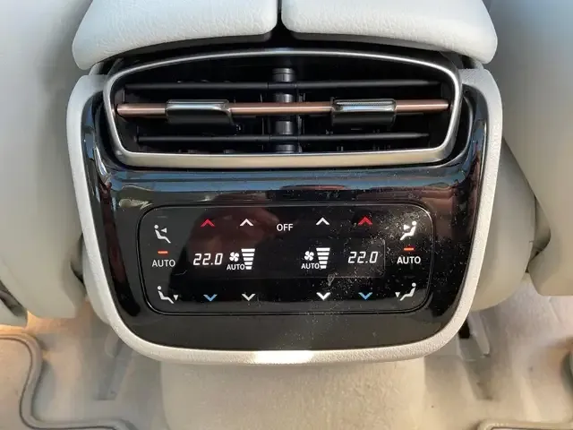 Mercedes-Benz EQE 350