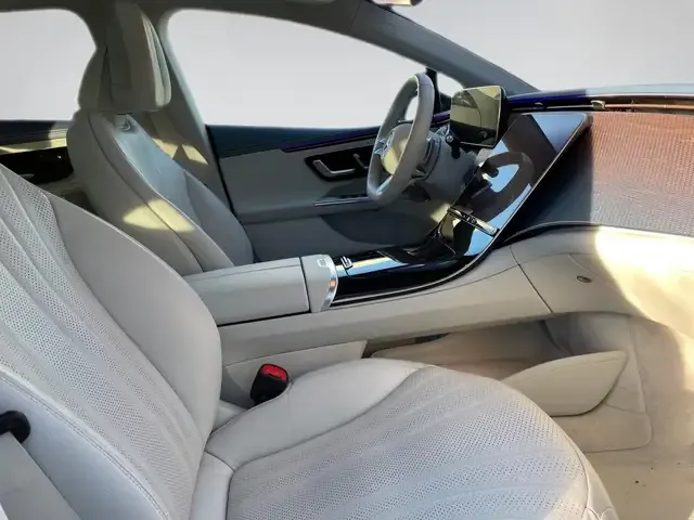 Mercedes-Benz EQE 350