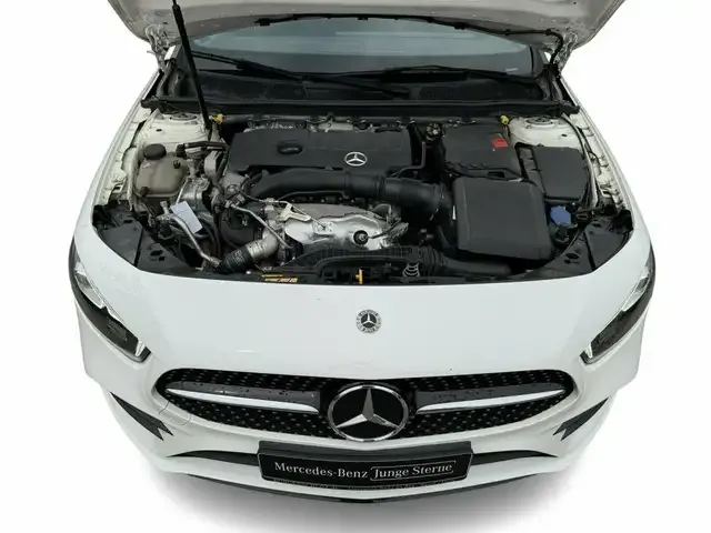 Mercedes-Benz A 220