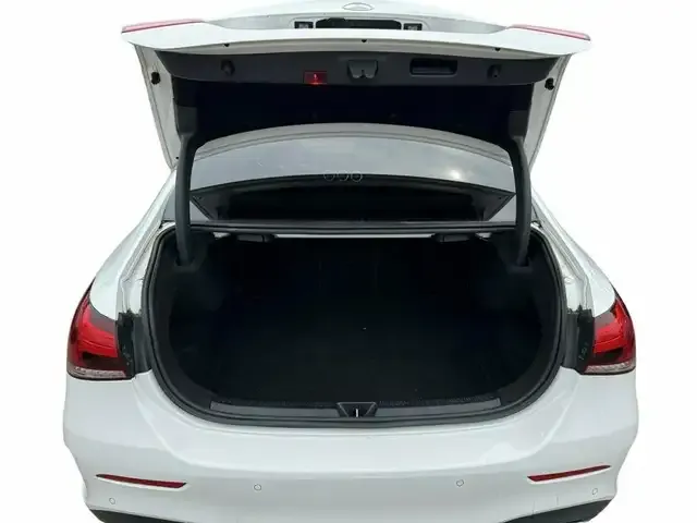 Mercedes-Benz A 220