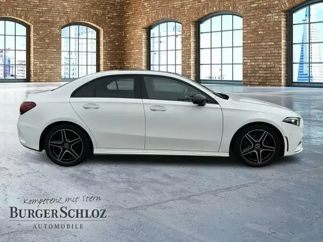 Mercedes-Benz A 220