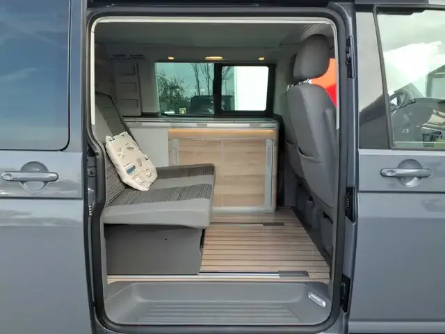 Volkswagen T6.1 California
