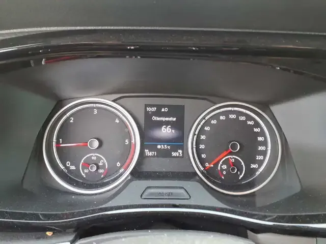 Volkswagen T6.1 California