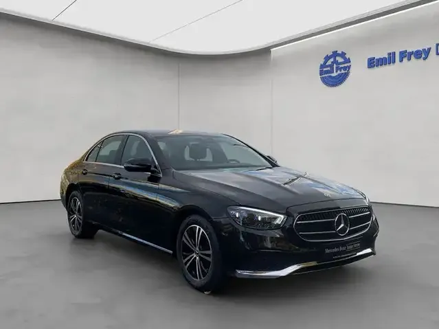 Mercedes-Benz E 220