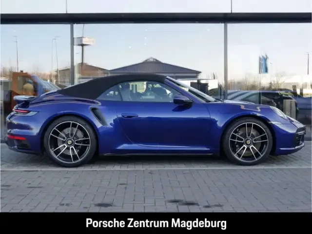 Porsche 992