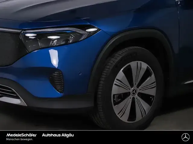 Mercedes-Benz EQB 300