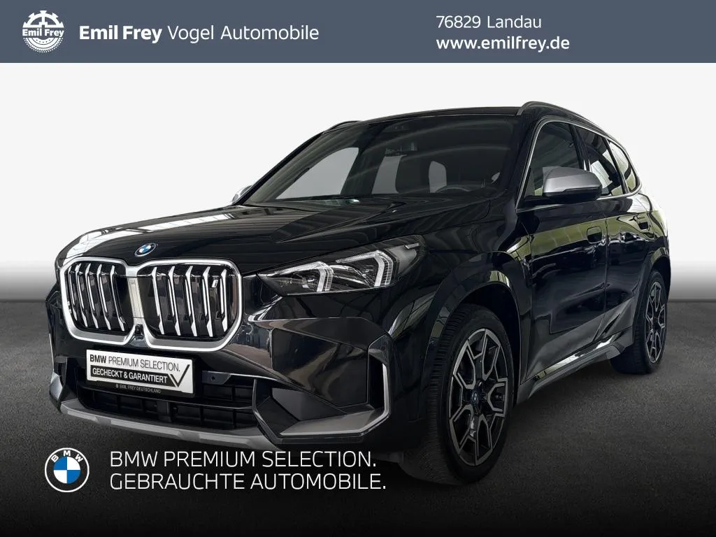 BMW iX1