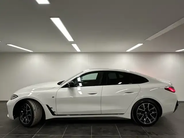 BMW 440