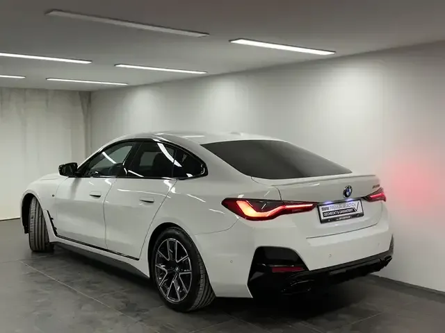 BMW 440