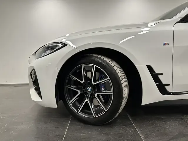 BMW 440