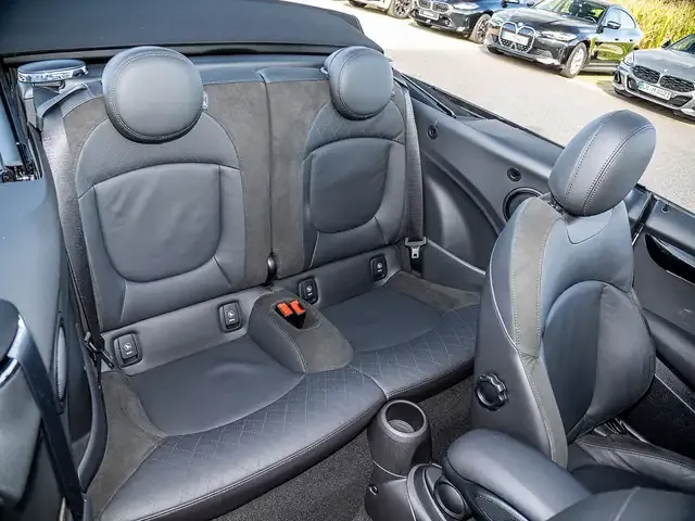 MINI Cooper C Cabrio