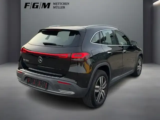 Mercedes-Benz EQA 250
