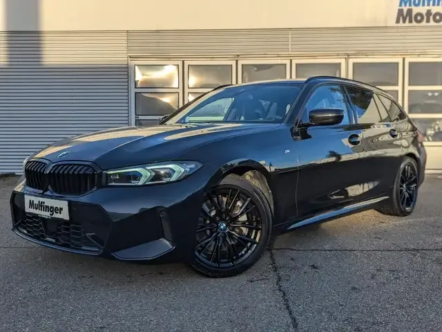BMW 330