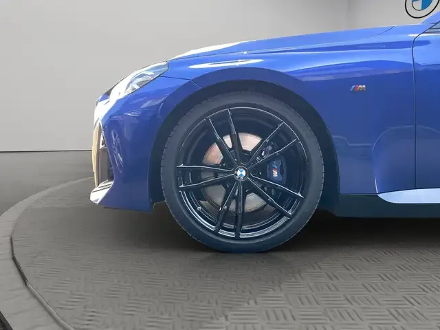 BMW 240