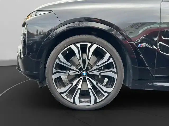 BMW X7 M
