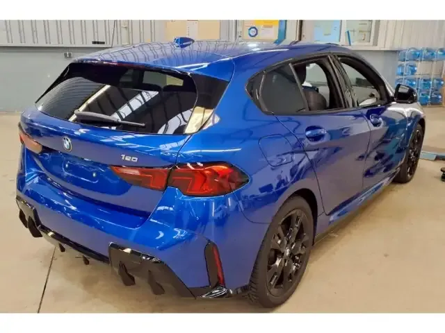 BMW 120