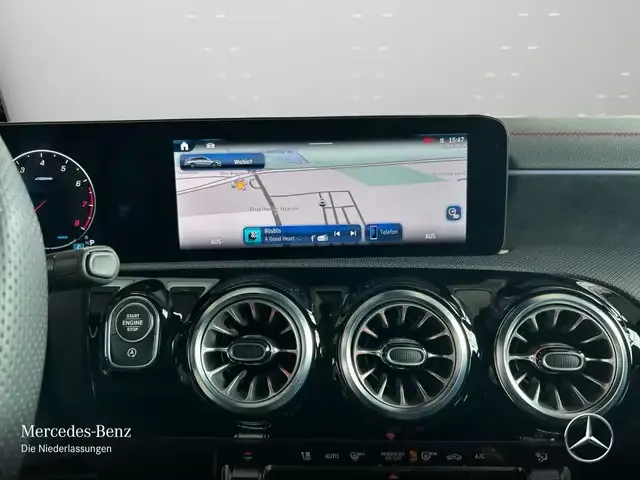 Mercedes-Benz CLA 180