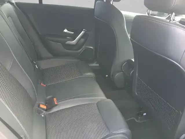 Mercedes-Benz CLA 220