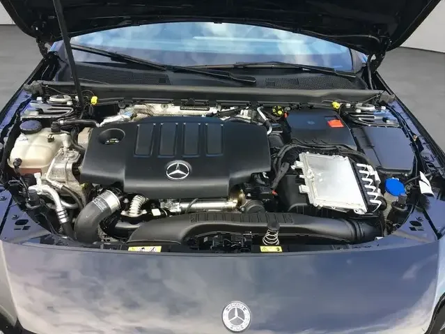 Mercedes-Benz CLA 220