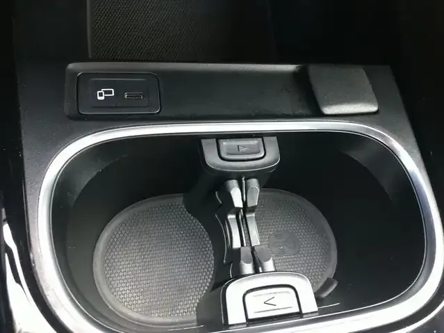 Mercedes-Benz CLA 220