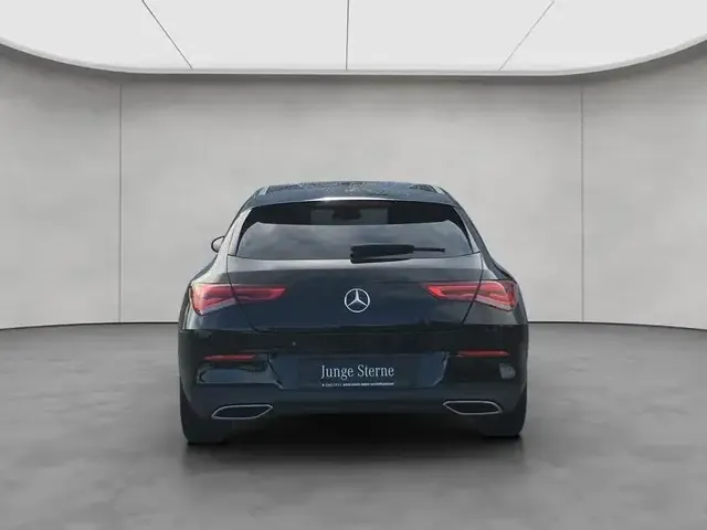 Mercedes-Benz CLA 220
