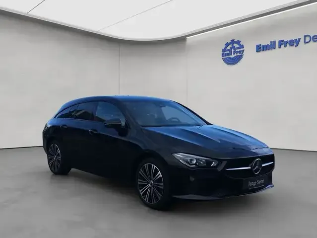 Mercedes-Benz CLA 220