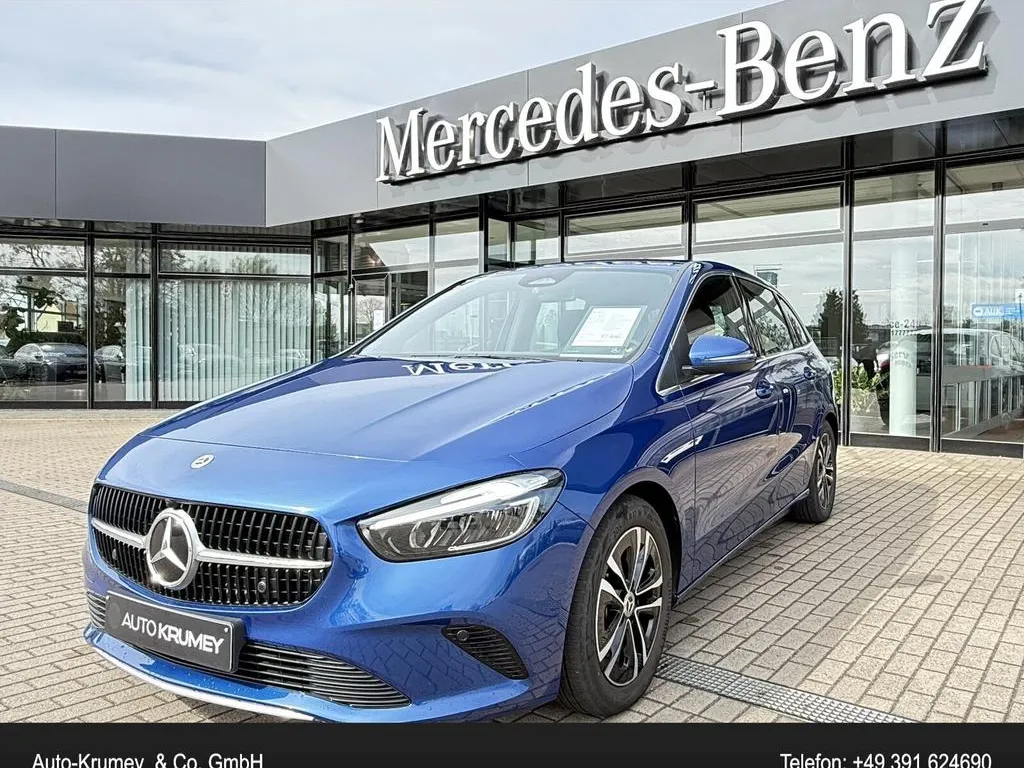 Mercedes-Benz B 220