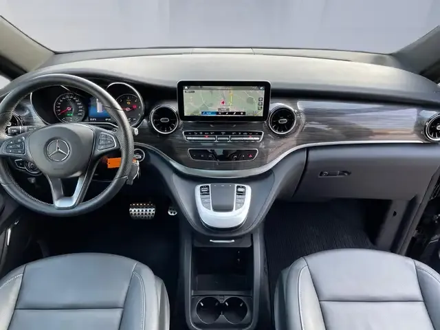 Mercedes-Benz V 300