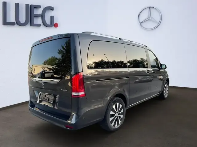 Mercedes-Benz V 300