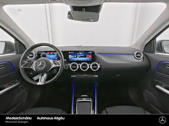 Mercedes-Benz GLA 220