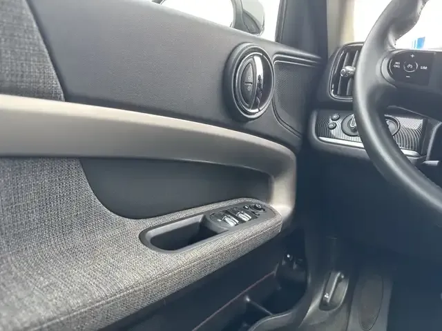 MINI Cooper SE Countryman
