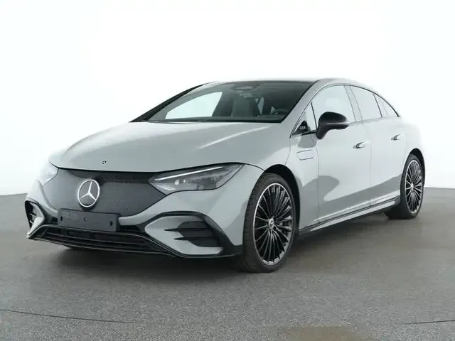 Mercedes-Benz EQE 300
