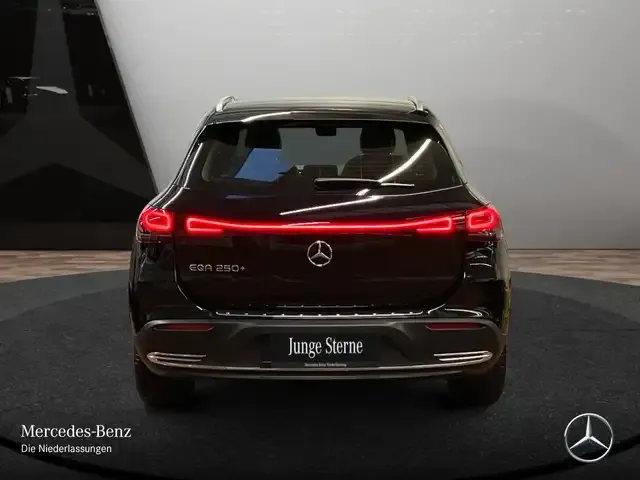 Mercedes-Benz EQA 250