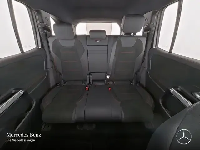 Mercedes-Benz EQB 350