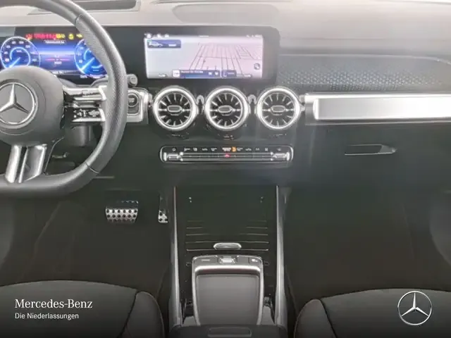 Mercedes-Benz EQB 350