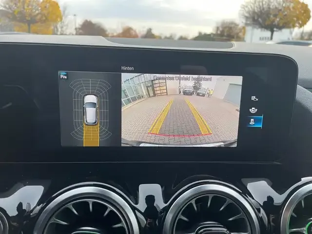 Mercedes-Benz GLA 250