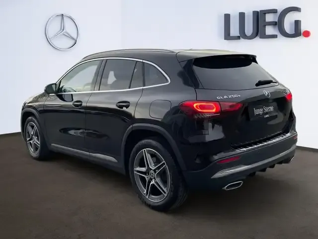 Mercedes-Benz GLA 250