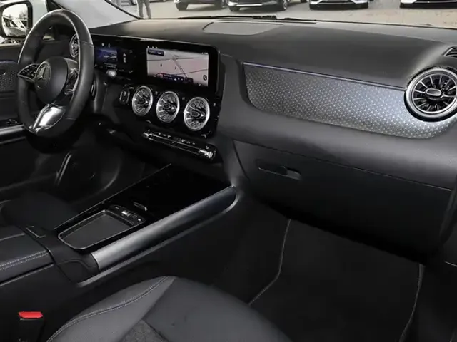 Mercedes-Benz GLA 180